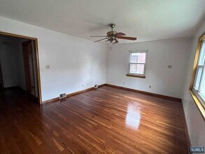 138 Midland Pl in Newark, NJ - Foto de edificio - Building Photo