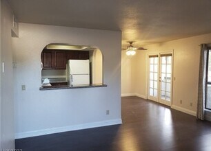 111 Bass Dr in Henderson, NV - Building Photo - Building Photo