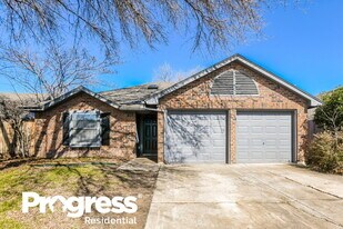 1354 Gainsborough Way in Fort Worth, TX - Building Photo