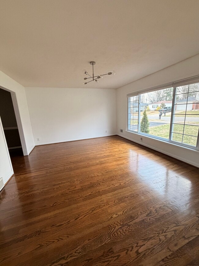 9410 Tiverton Way in Louisville, KY - Building Photo - Building Photo