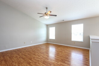 1193 Sunkiss Ct in Franklin, IN - Building Photo - Building Photo