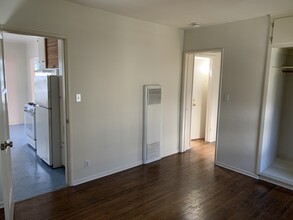 10153 Regent St, Unit 10153 in Los Angeles, CA - Building Photo - Building Photo