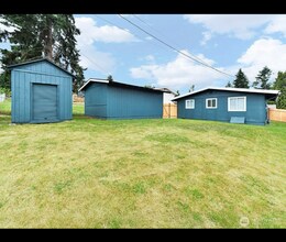 1130 E 51st St in Tacoma, WA - Foto de edificio - Building Photo