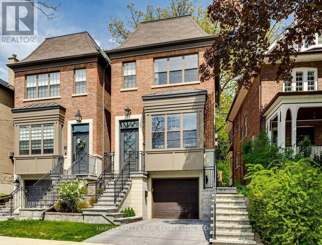 45 Cuthbert Crescent in Toronto, ON - Building Photo - Building Photo