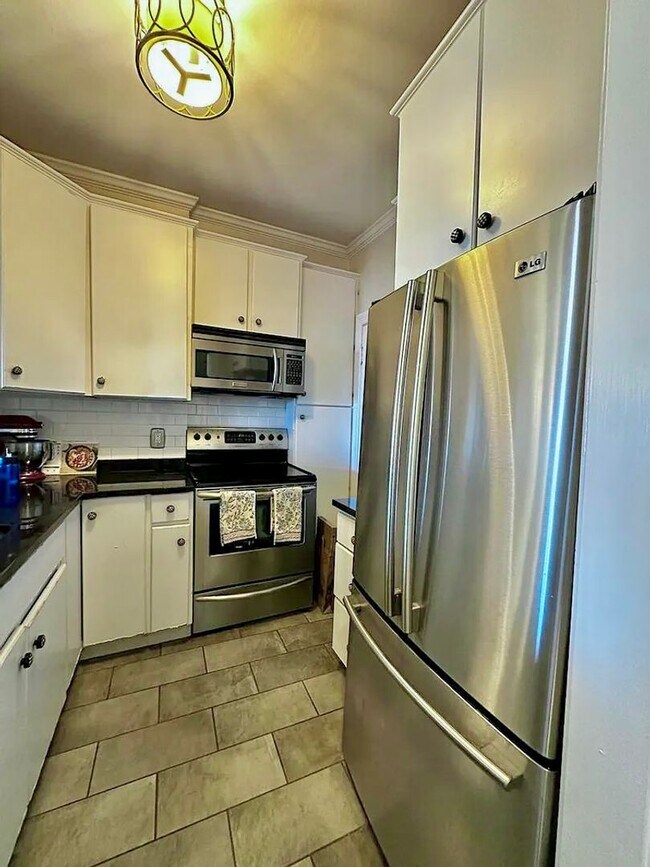 456 Beacon St in Boston, MA - Building Photo - Building Photo