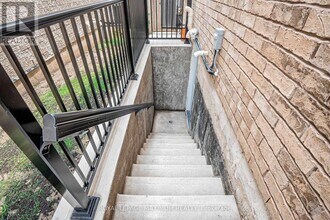 19 Corner Brook Crescent in Vaughan, ON - Building Photo - Building Photo