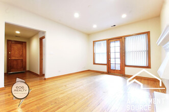3409 W Parker Ave, Unit 2 in Chicago, IL - Building Photo - Building Photo