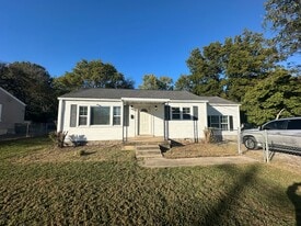 711 Meadowlane Dr in Lebanon, TN - Building Photo