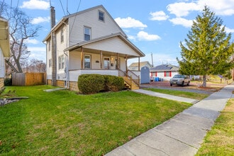 332 W Olive St in Westville, NJ - Building Photo - Building Photo