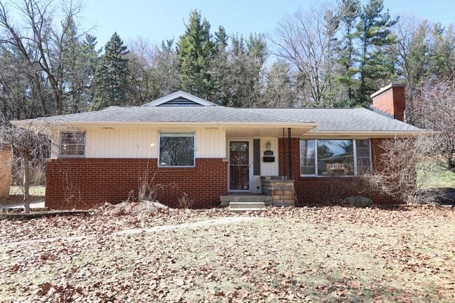 property at 1531 Kenan Ave NW