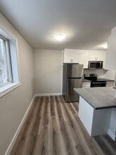 100 Veronica Avenue in London, ON - Building Photo - Building Photo