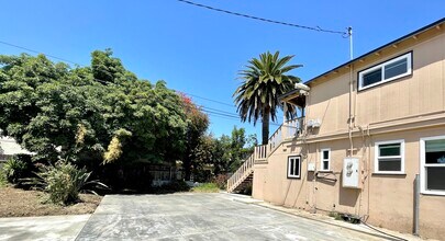 154 E Plymouth St in Long Beach, CA - Building Photo - Building Photo