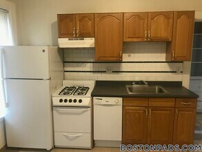 23 N Beacon St in Boston, MA - Foto de edificio - Building Photo