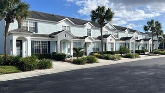 2568 Maneshaw Ln in Kissimmee, FL - Building Photo