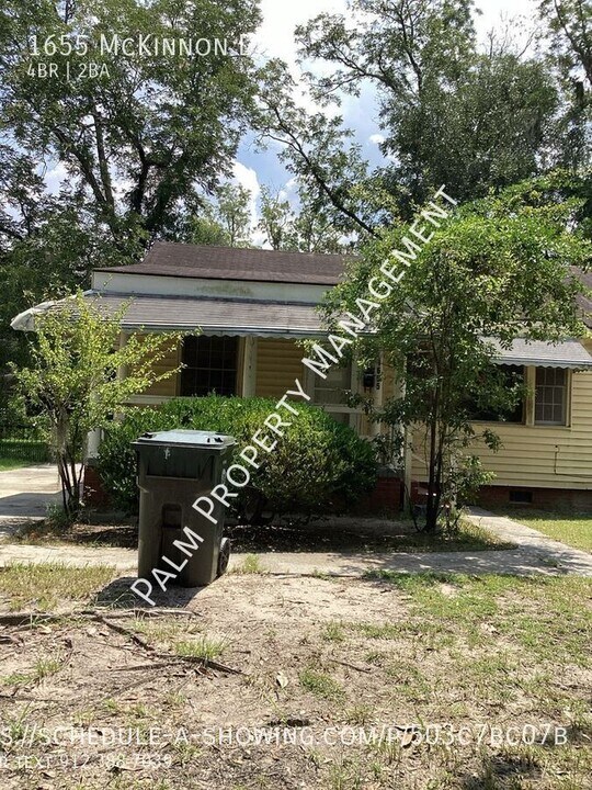 1655 Mc Kinnon Dr in Savannah, GA - Building Photo