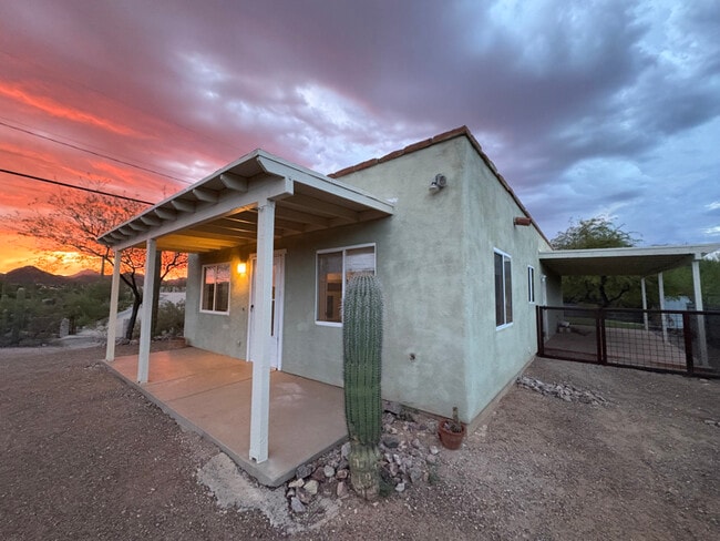 1964 W King Ave in Tucson, AZ - Building Photo - Building Photo