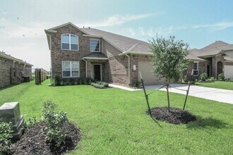 29622 Clover Shore Dr in Spring, TX - Building Photo - Building Photo