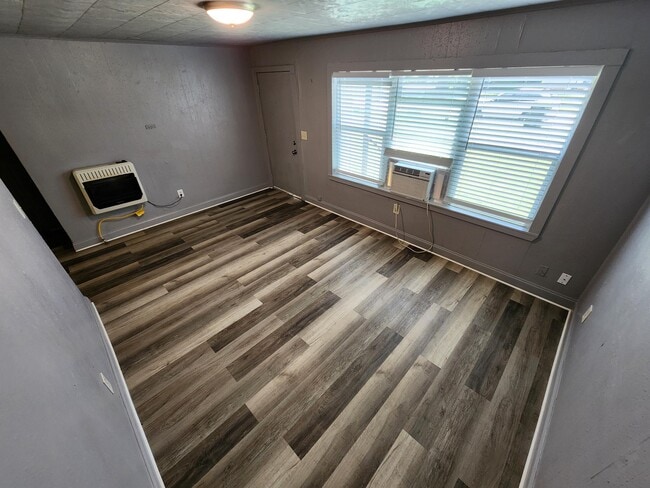 420 W 16th St in Ada, OK - Building Photo - Building Photo