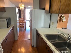 1073 Kinau St in Honolulu, HI - Building Photo - Building Photo