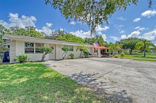 property at 2803 52nd Ave Dr W