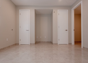 800 Capri in Coral Gables, FL - Building Photo - Interior Photo