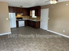 9142 Bent Pine Ct NE in Covington, GA - Building Photo - Building Photo