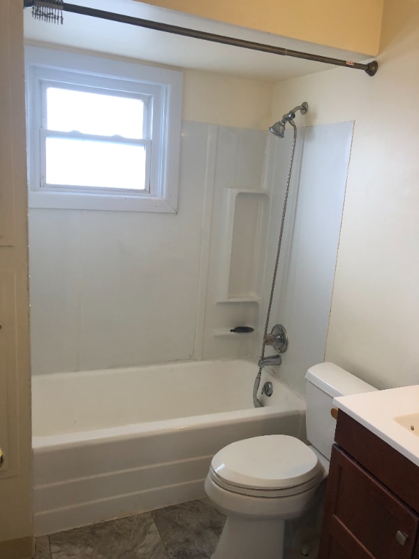 1297 Warren Rd in Lakewood, OH - Building Photo - Building Photo