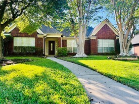 8815 Crazy Horse Trail in Houston, TX - Building Photo