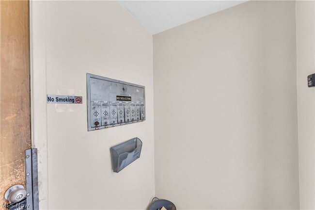 4428 Turney Rd in Cleveland, OH - Building Photo - Building Photo