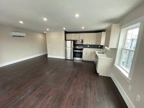 115 Stanwood St-Unit -2 in Boston, MA - Building Photo - Building Photo