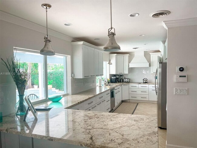 property at 2932 NE 36th St