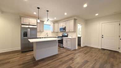 114 Stephen St in Lemont, IL - Building Photo - Building Photo