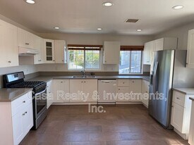522 Washington St in El Segundo, CA - Building Photo