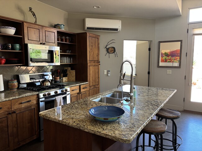 888 N Coyote Gulch Ct in Ivins, UT - Building Photo - Building Photo