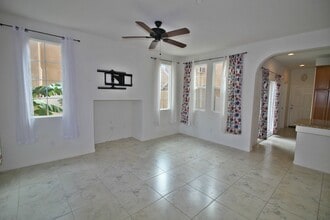 674 Nile River Dr in Oxnard, CA - Building Photo - Building Photo