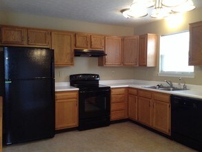 5963 Sycamore Forge Dr in Indianapolis, IN - Building Photo - Building Photo