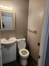 25632 Thelmadale Dr in Elkhart, IN - Building Photo - Building Photo