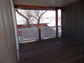 294 NW Jefferson Pl in Bend, OR - Building Photo - Building Photo