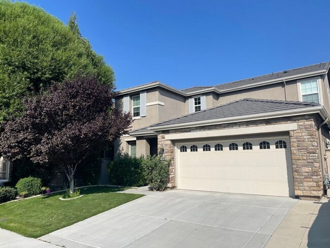 property at 10860 Pebble Hill Dr