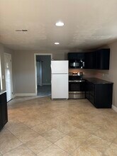1295 Riverview Dr, Unit Basement Apt in Garland, UT - Foto de edificio - Building Photo