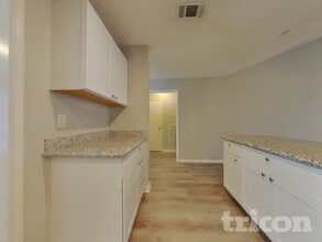 3434 Deer Valley Dr in Spring, TX - Building Photo - Building Photo