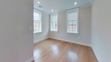 191 Porter St in Boston, MA - Building Photo - Building Photo