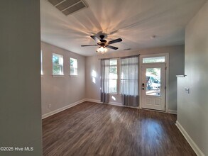933 S 8th St in Wilmington, NC - Building Photo - Building Photo