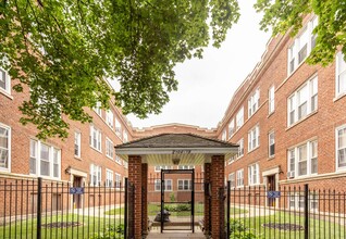 7502 N Hoyne Ave, Unit 3 in Chicago, IL - Building Photo - Building Photo