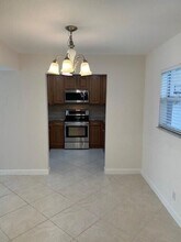 10330 N Military Trl in Palm Beach Gardens, FL - Building Photo - Building Photo
