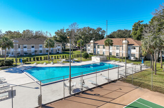 Centre Court Condominiums in Orlando, FL - Building Photo - Building Photo