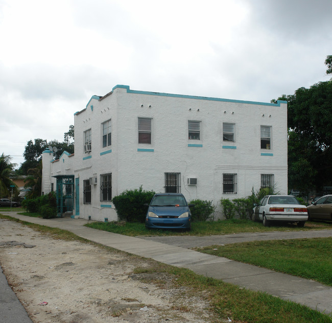 80 NE 63rd St in Miami, FL - Building Photo - Building Photo