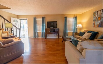 5515 Country Dr in Nashville, TN - Building Photo - Building Photo