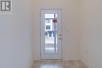 1695 Dersan St in Pickering, ON - Building Photo - Building Photo