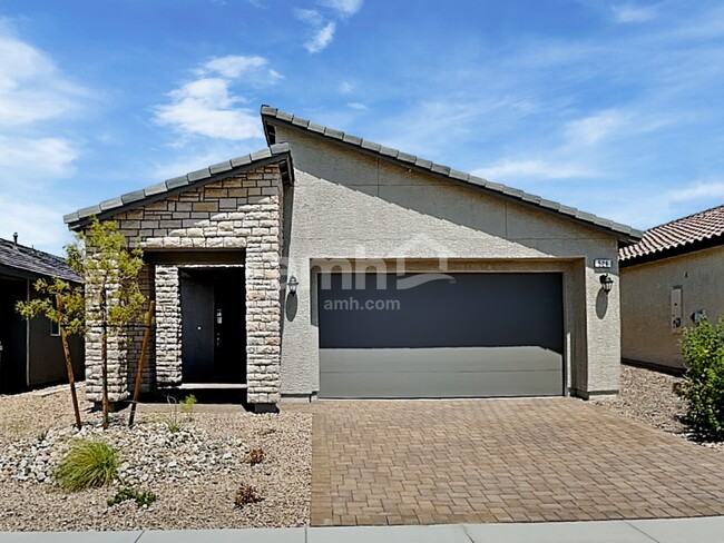 526 Silverbell Fls Pl